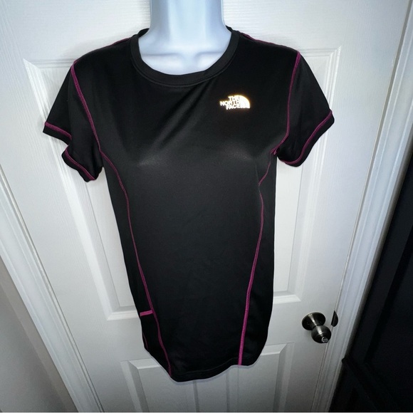 North Face Women’s Small Black Pink A2EX Cycling Performance T-Shirt Top S - Picture 11 of 13